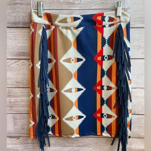 LUCKY &‎ BLESSED AZTEC PRINT SKIRT WITH FRINGE - Picture 1 of 6
